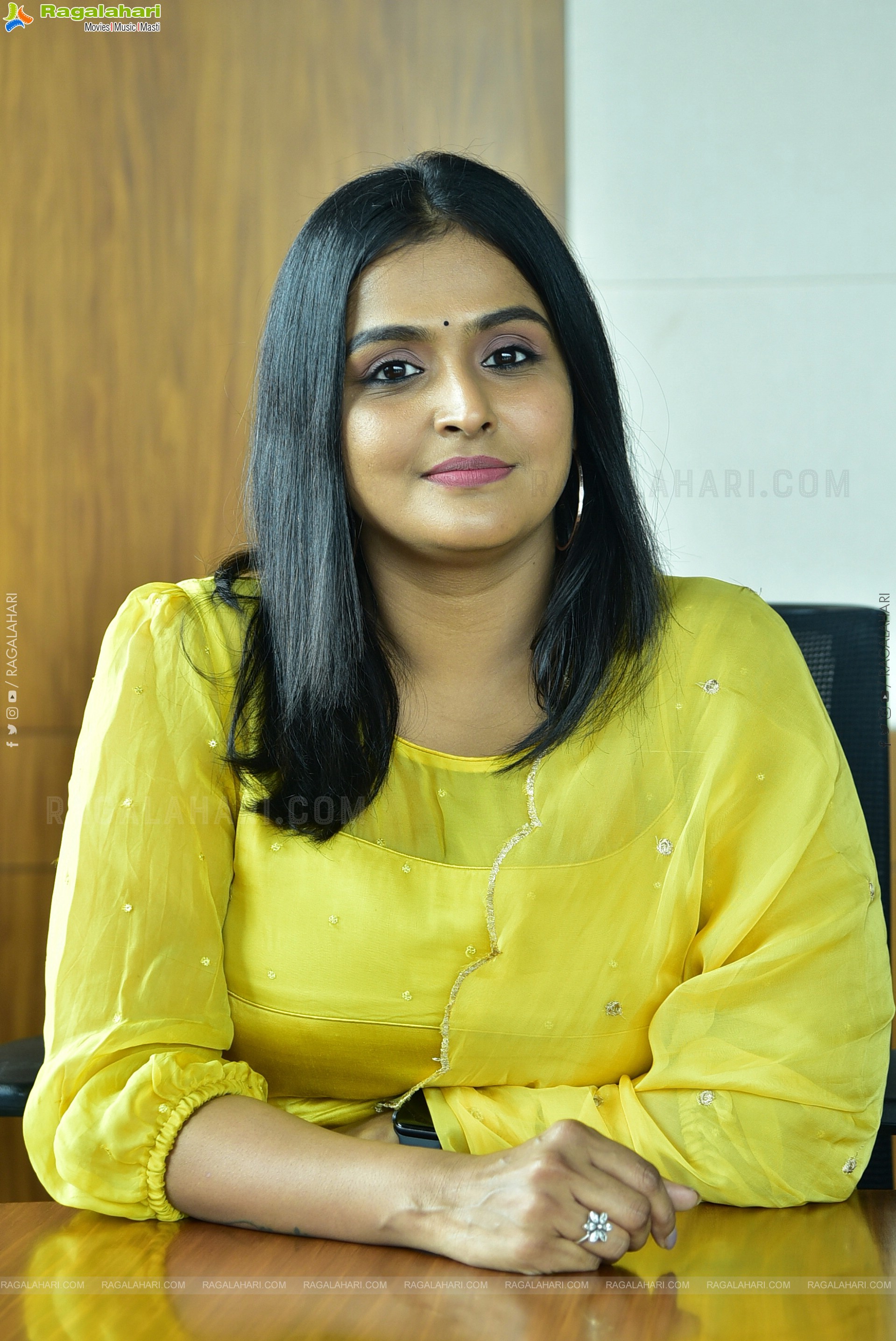 Ramya Nambeesan at Dayaa Movie Interview, HD Gallery