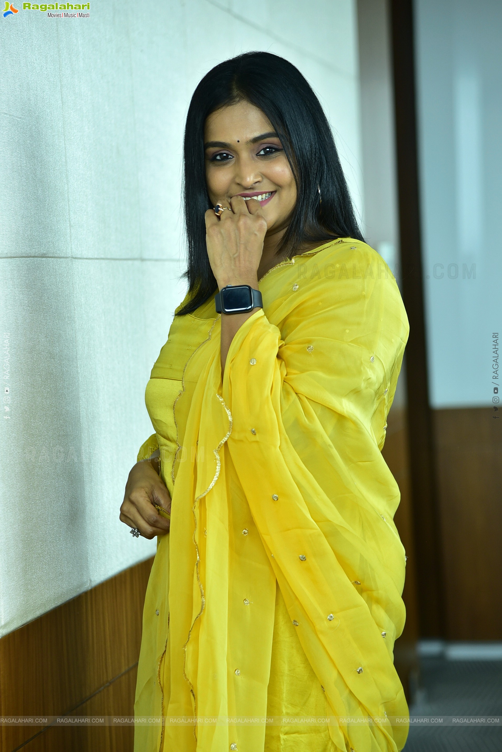 Ramya Nambeesan at Dayaa Movie Interview, HD Gallery