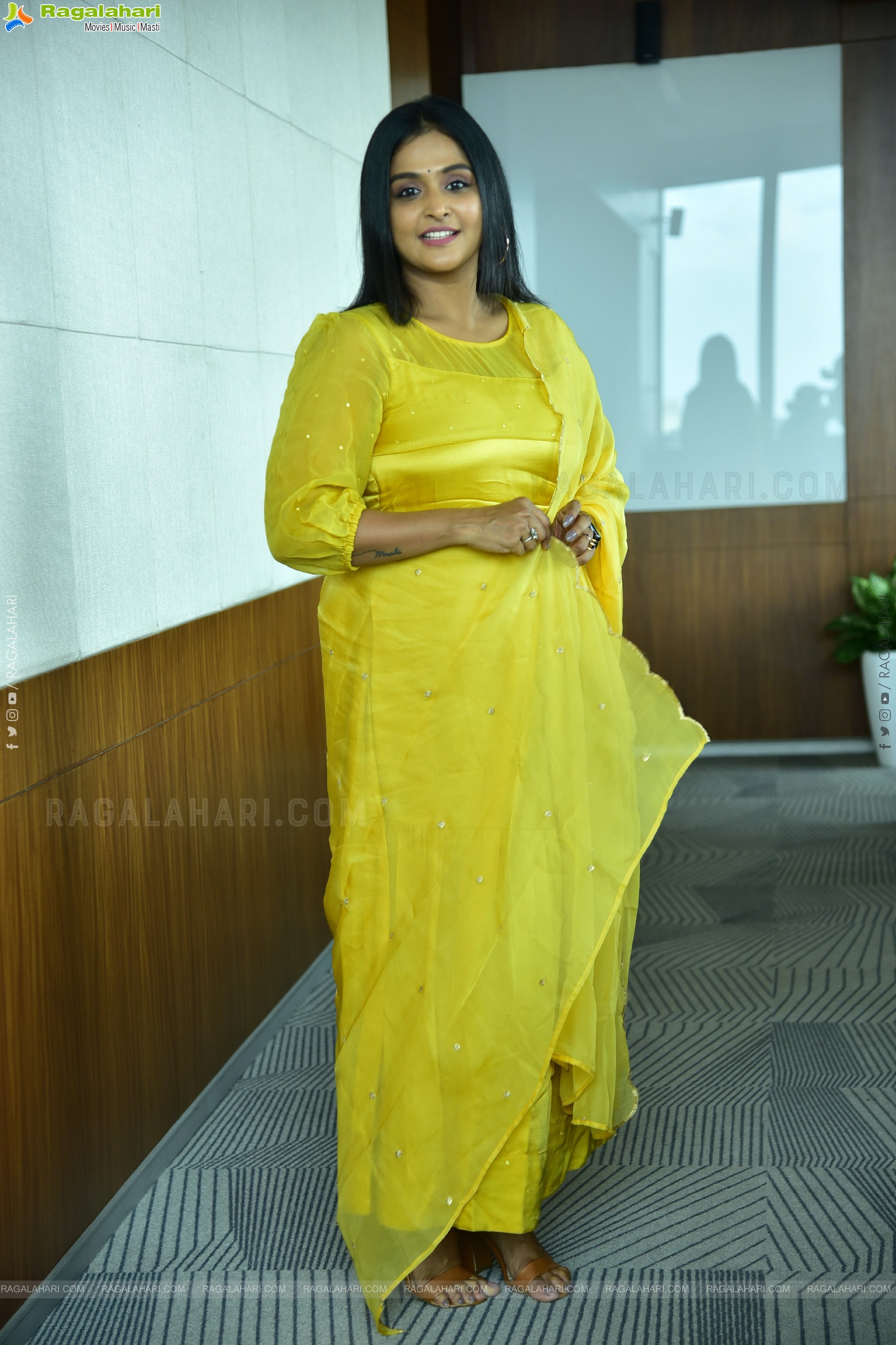 Ramya Nambeesan at Dayaa Movie Interview, HD Gallery