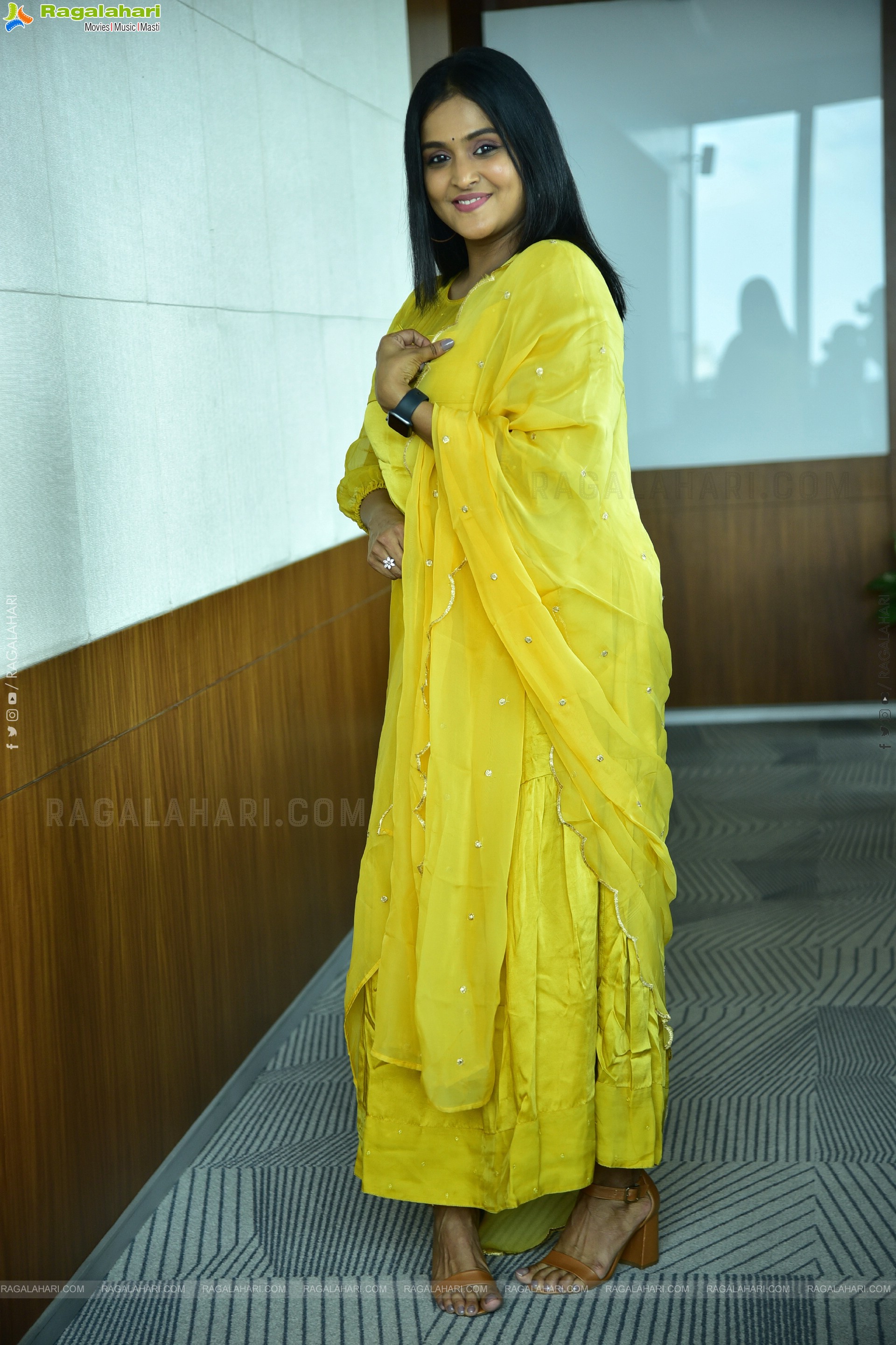 Ramya Nambeesan at Dayaa Movie Interview, HD Gallery