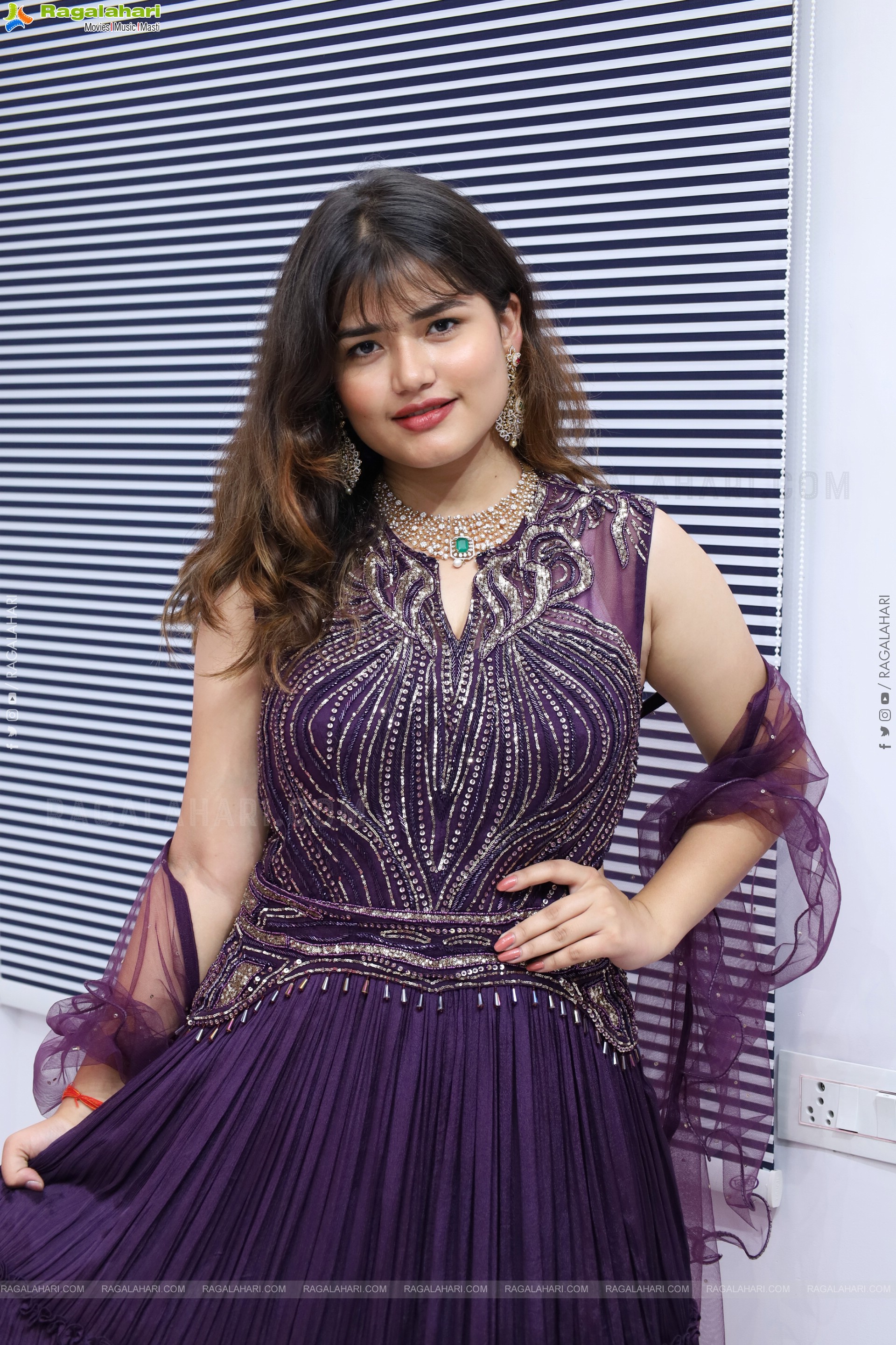 Niharikaa Mishra Latest Stills, HD Gallery