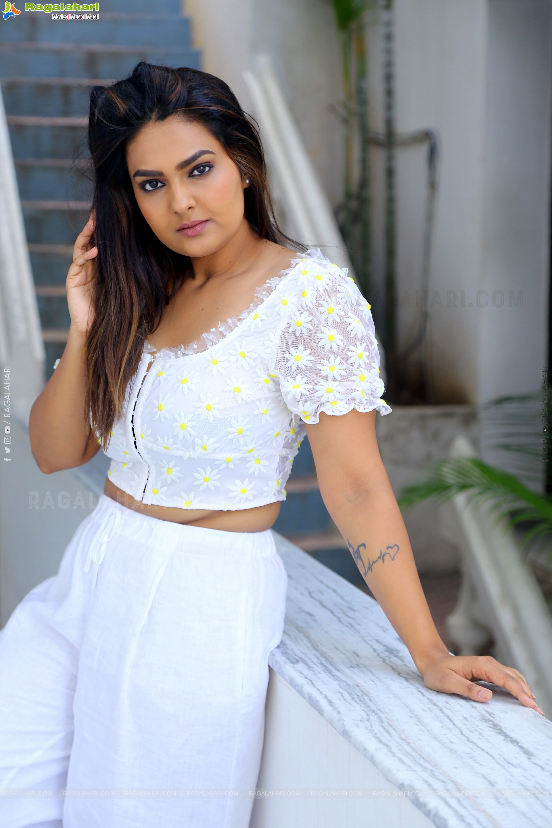 Neha Deshpande at Rajugari Kodipulao Success Meet, HD Gallery