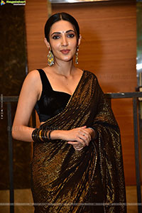 Neha Shetty stills at Bedurulanka 2012 Pre Release Event
