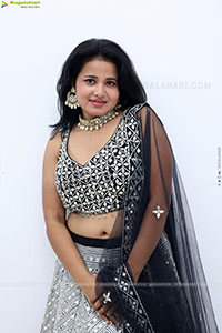 Aashi at Hi Life Fashion Showcase Event, HD Gallery 