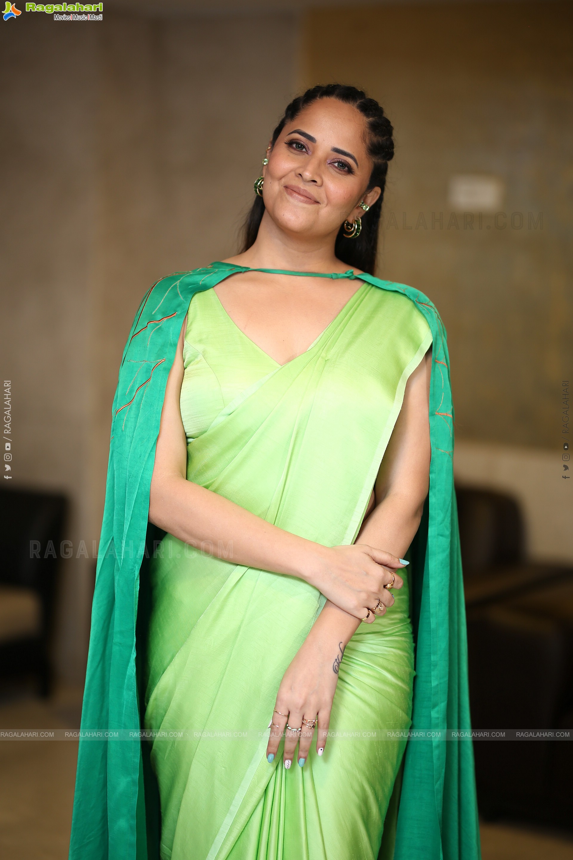 Anasuya at Simbaa Pre Release Event, HD Gallery