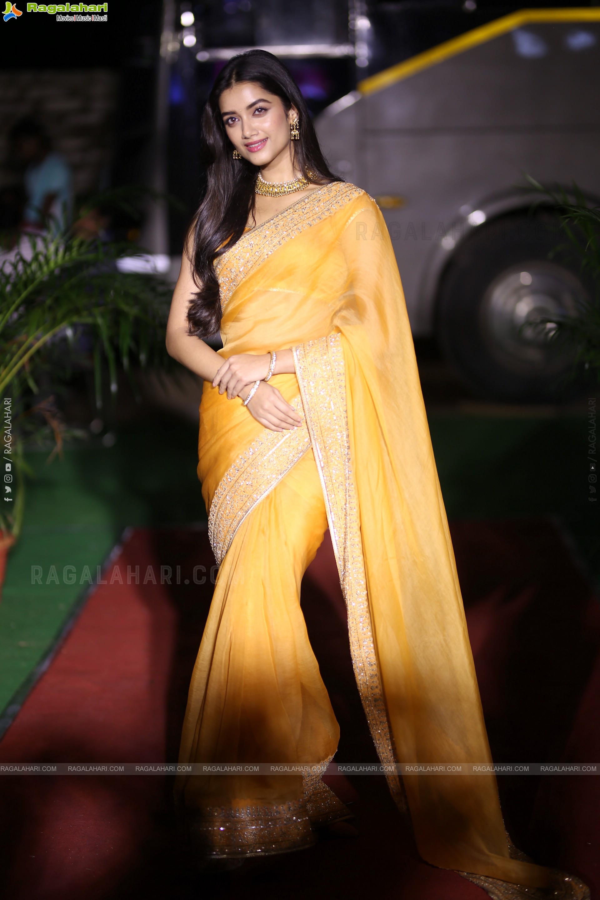 Bhagyashri Borse at Mr. Bachchan Pre Release Event, HD Gallery