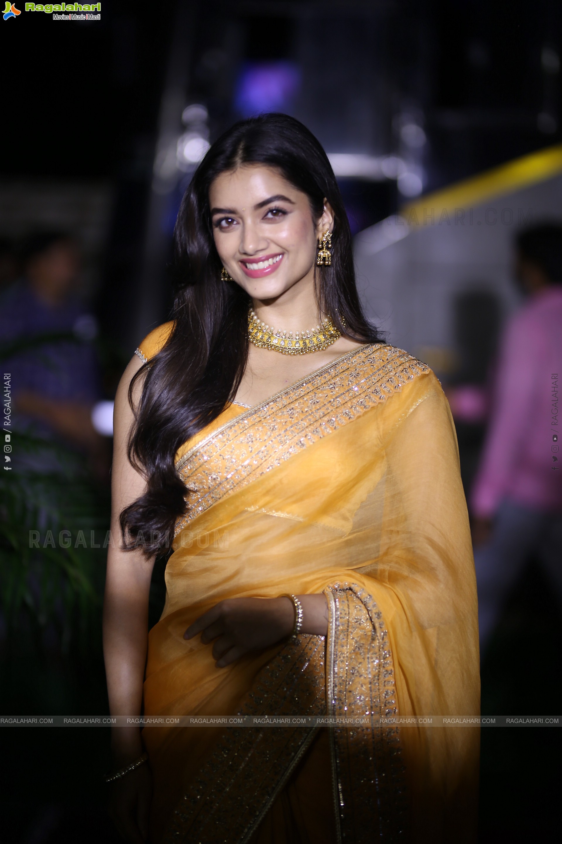 Bhagyashri Borse at Mr. Bachchan Pre Release Event, HD Gallery