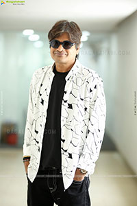 Harish Shankar at Mr Bachchan Interview, HD Gallery