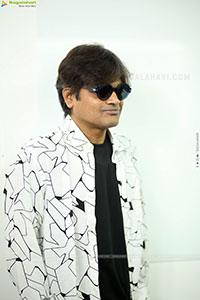 Harish Shankar at Mr Bachchan Interview, HD Gallery