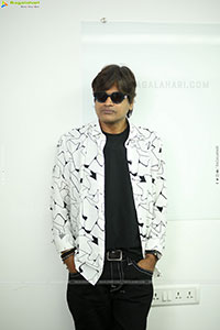 Harish Shankar at Mr Bachchan Interview, HD Gallery