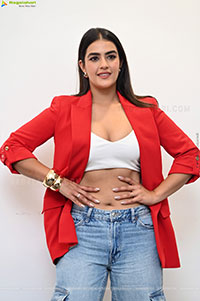 Kavya Thapar at Double Ismart Interview, HD Gallery