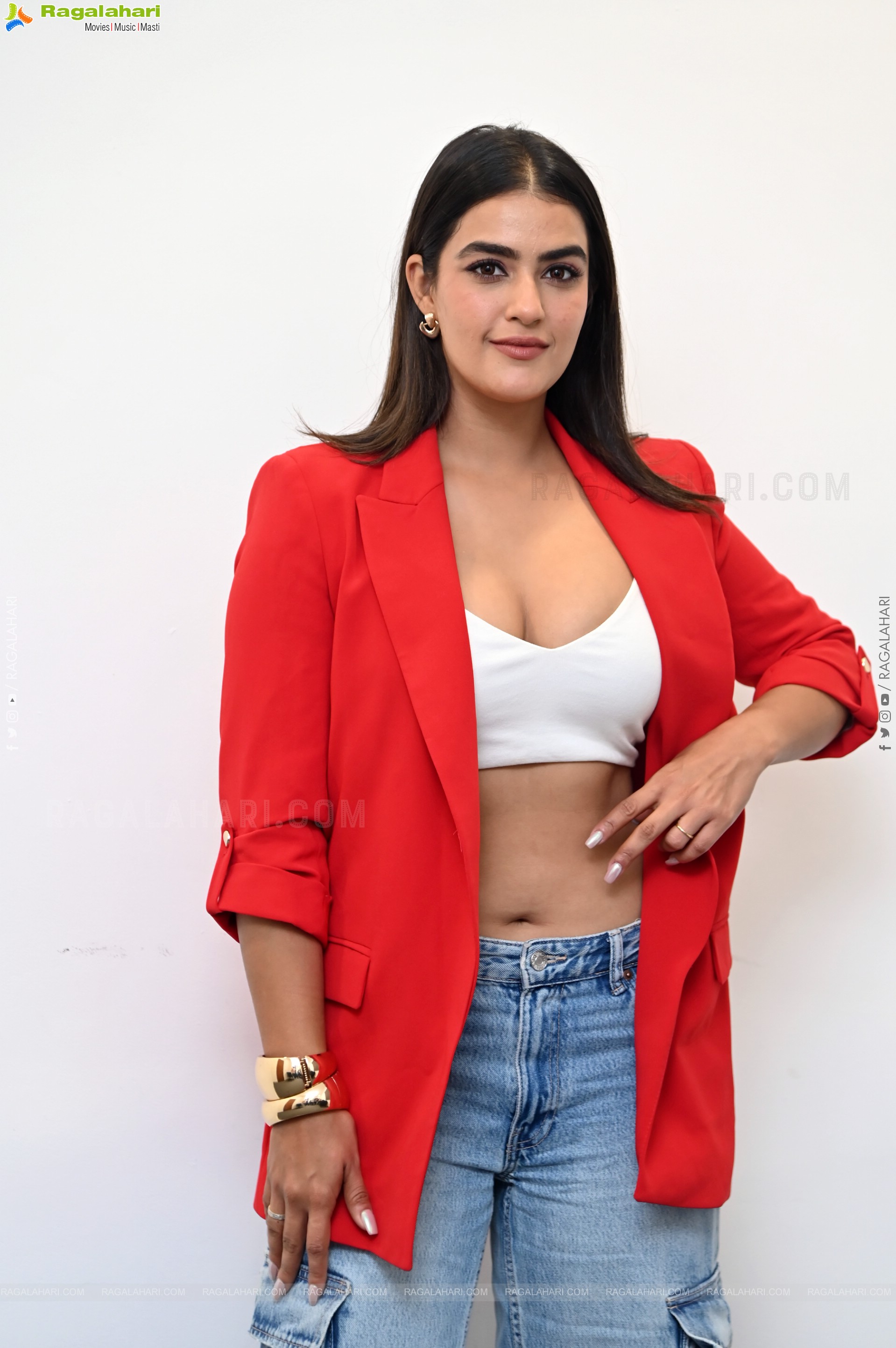 Kavya Thapar at Double Ismart Interview, HD Gallery