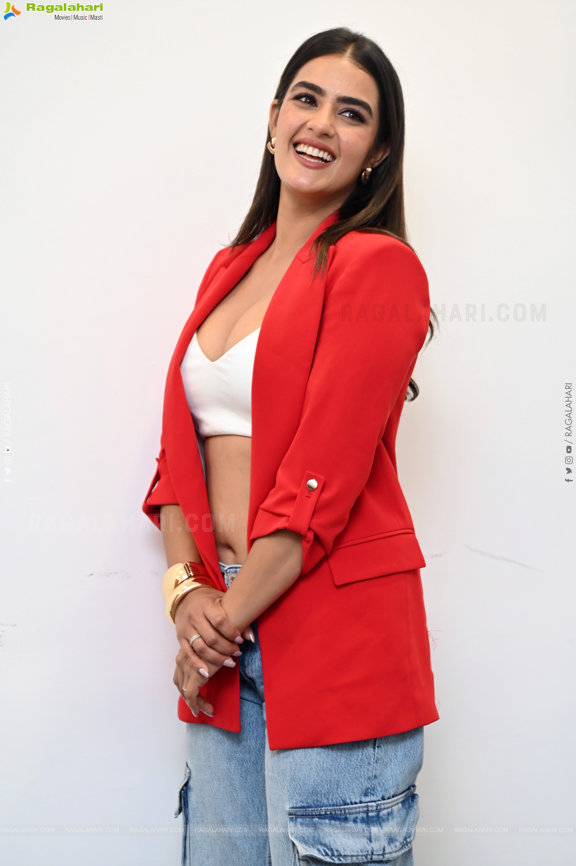 Kavya Thapar at Double Ismart Interview, HD Gallery