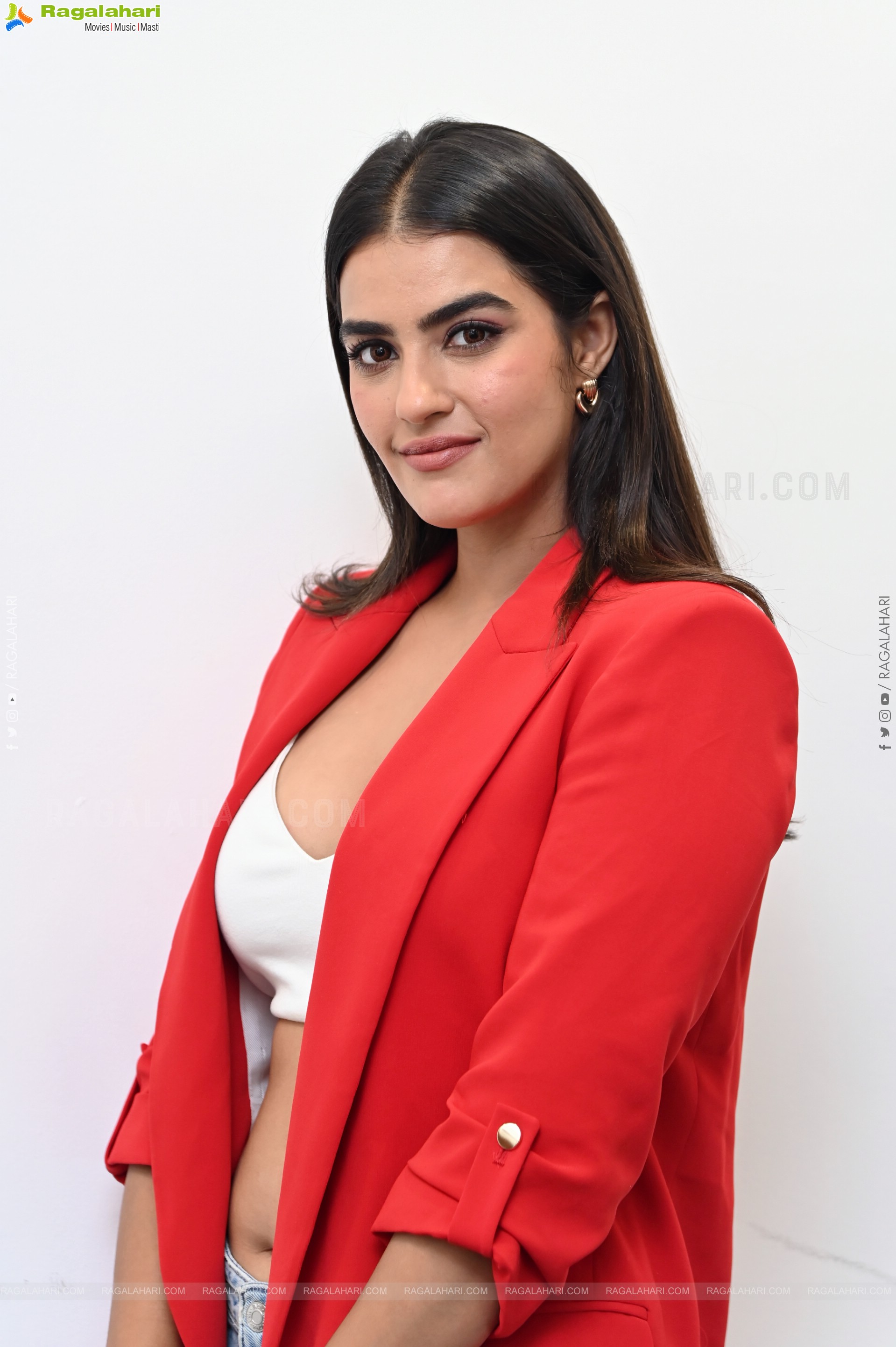 Kavya Thapar at Double Ismart Interview, HD Gallery