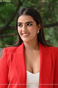 Kavya Thapar at Double Ismart Interview, HD Gallery