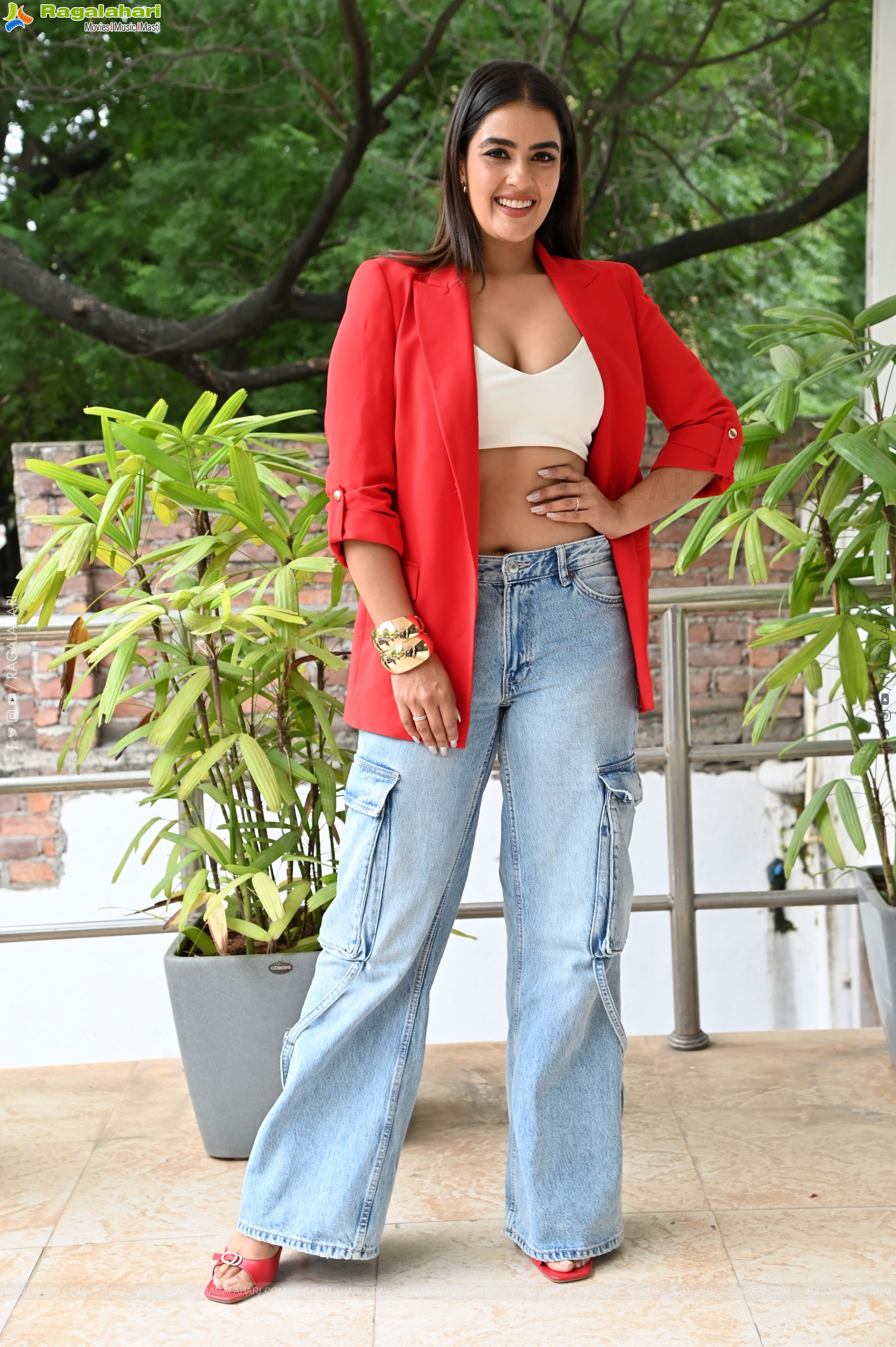 Kavya Thapar at Double Ismart Interview, HD Gallery