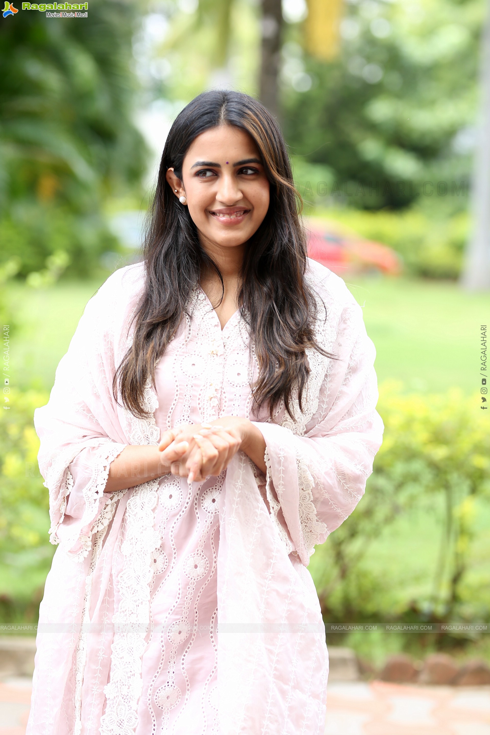 Niharika Konidela at Committee Kurrollu Success Meet, HD Gallery