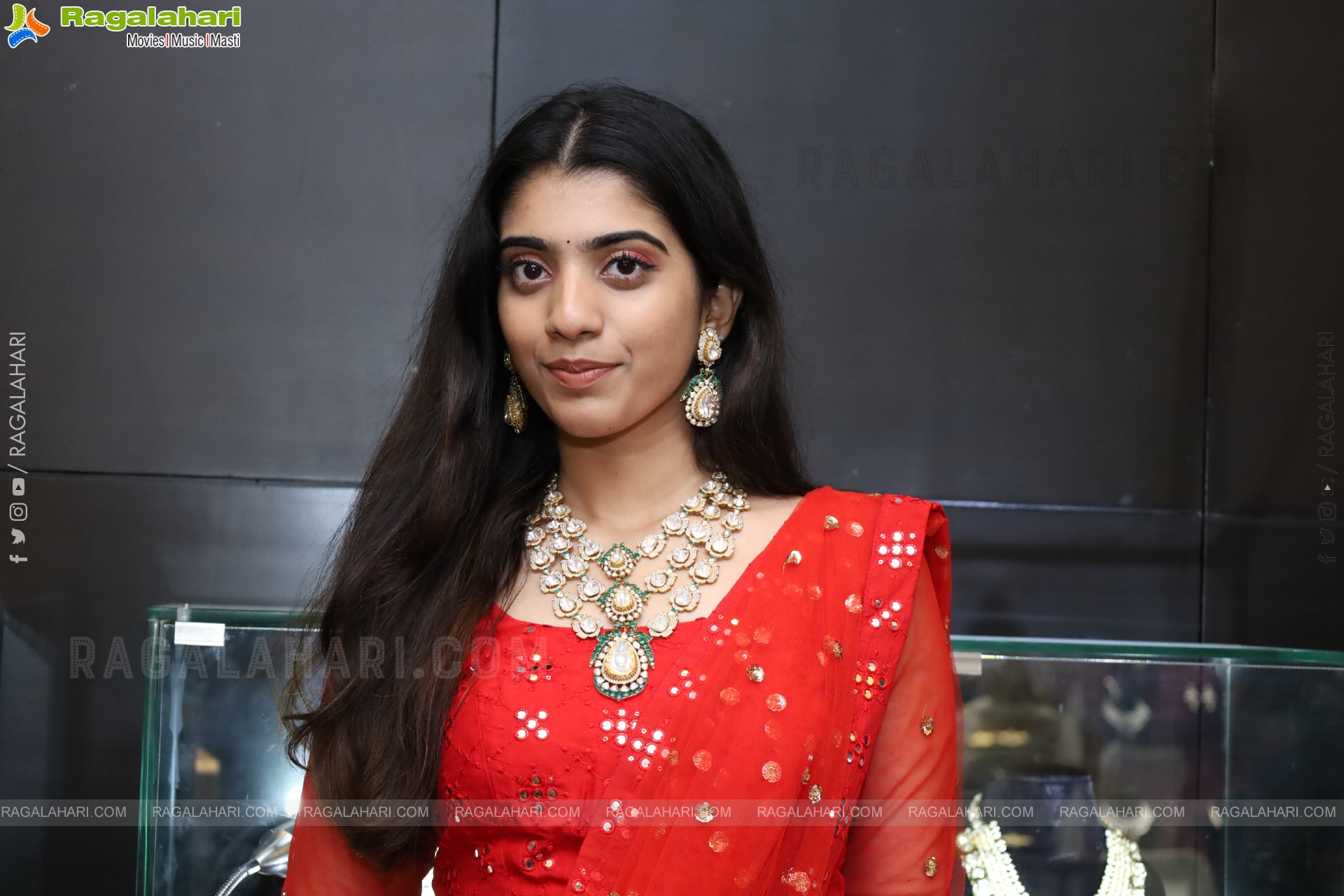 Nikita Choudary Latest HD Stills, Photo Gallery