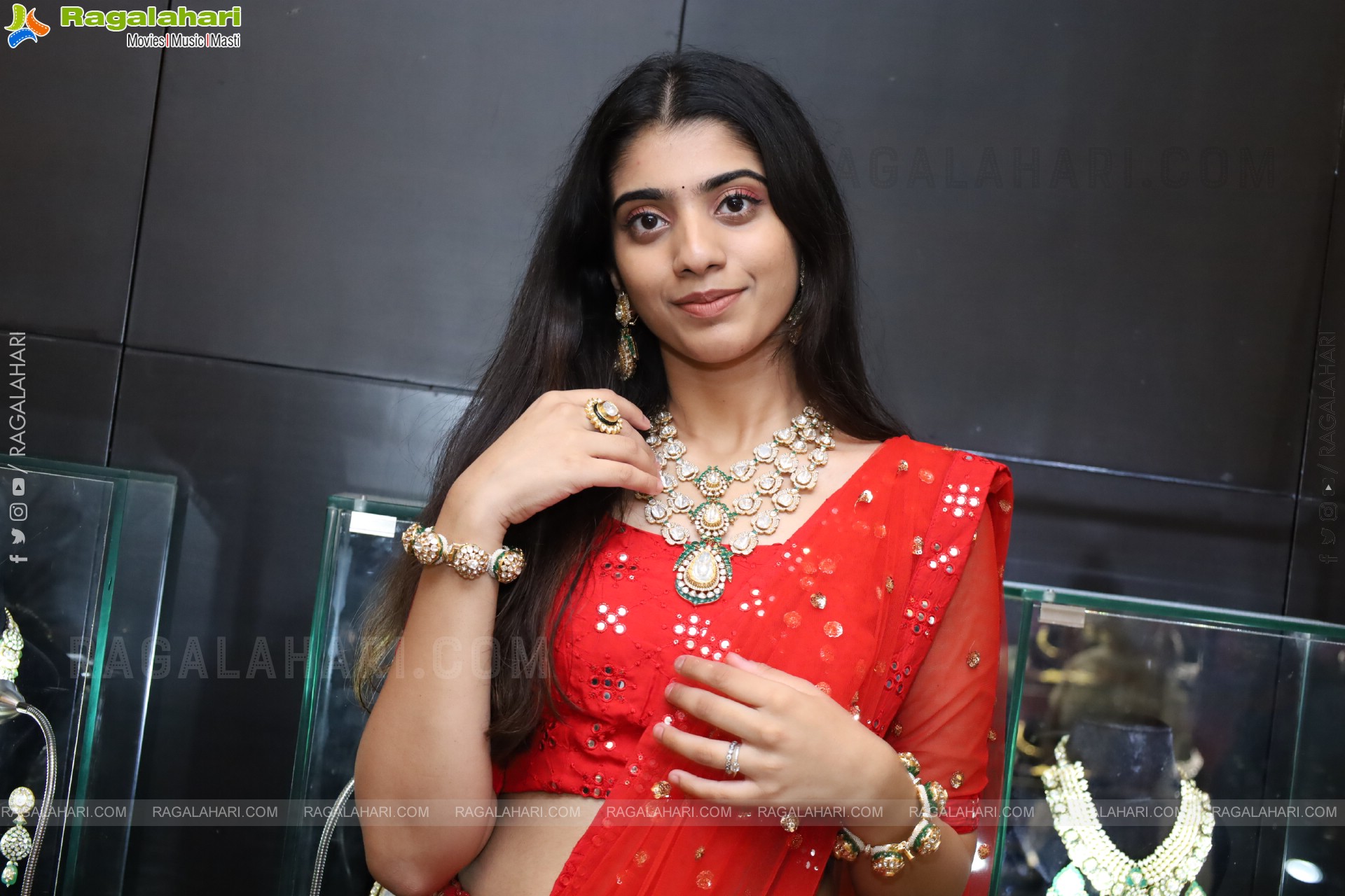 Nikita Choudary Latest HD Stills, Photo Gallery