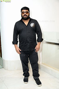 Producer Gnanavel Raja at Thangalaan Interview, HD Gallery