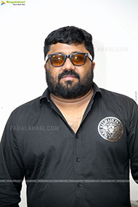 Producer Gnanavel Raja at Thangalaan Interview, HD Gallery