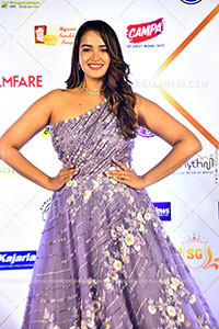 Pujita Ponnada at 69th Filmfare Awards Event, HD Gallery