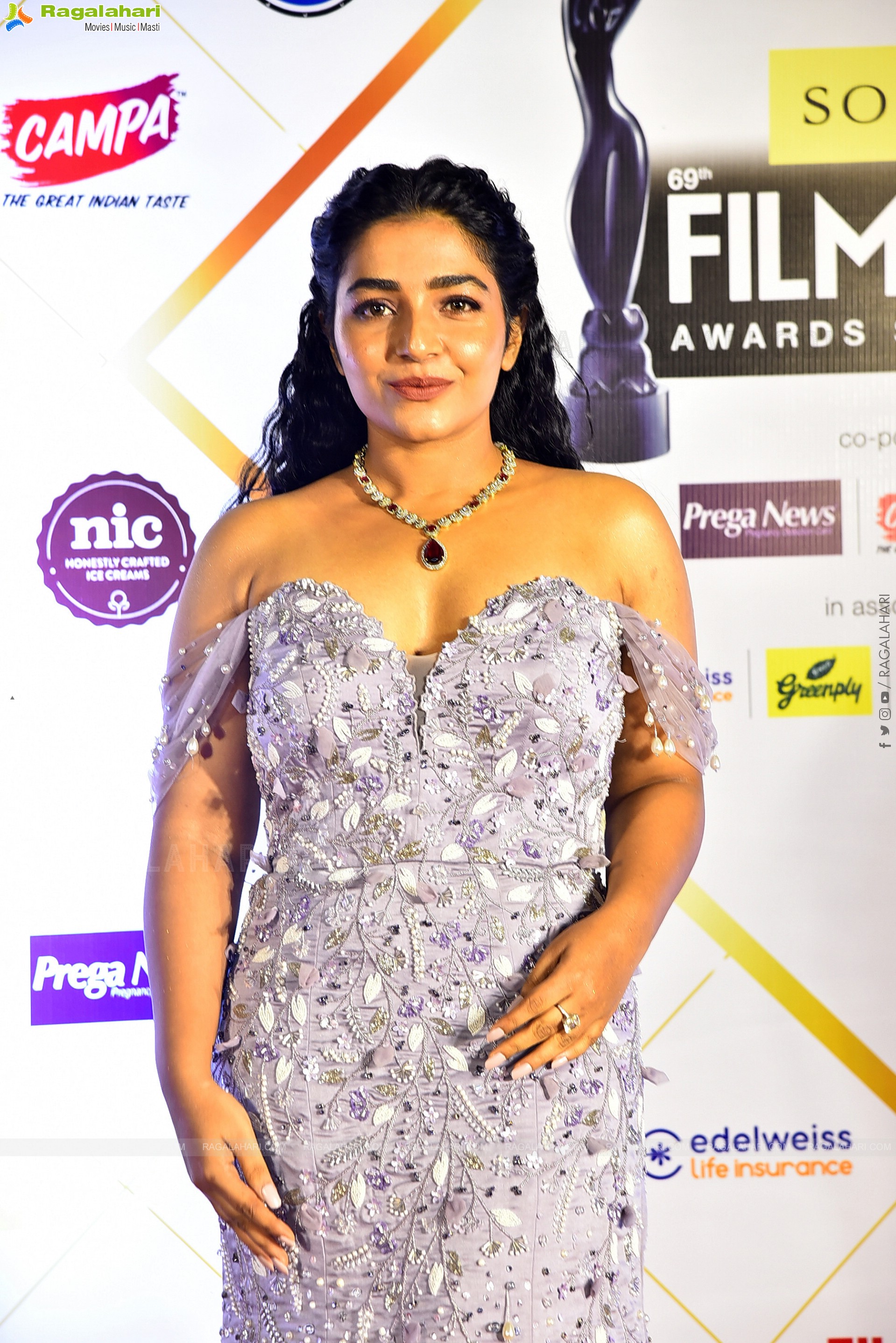 Rajisha Vijayan at Filmfare Awards Event, HD Gallery