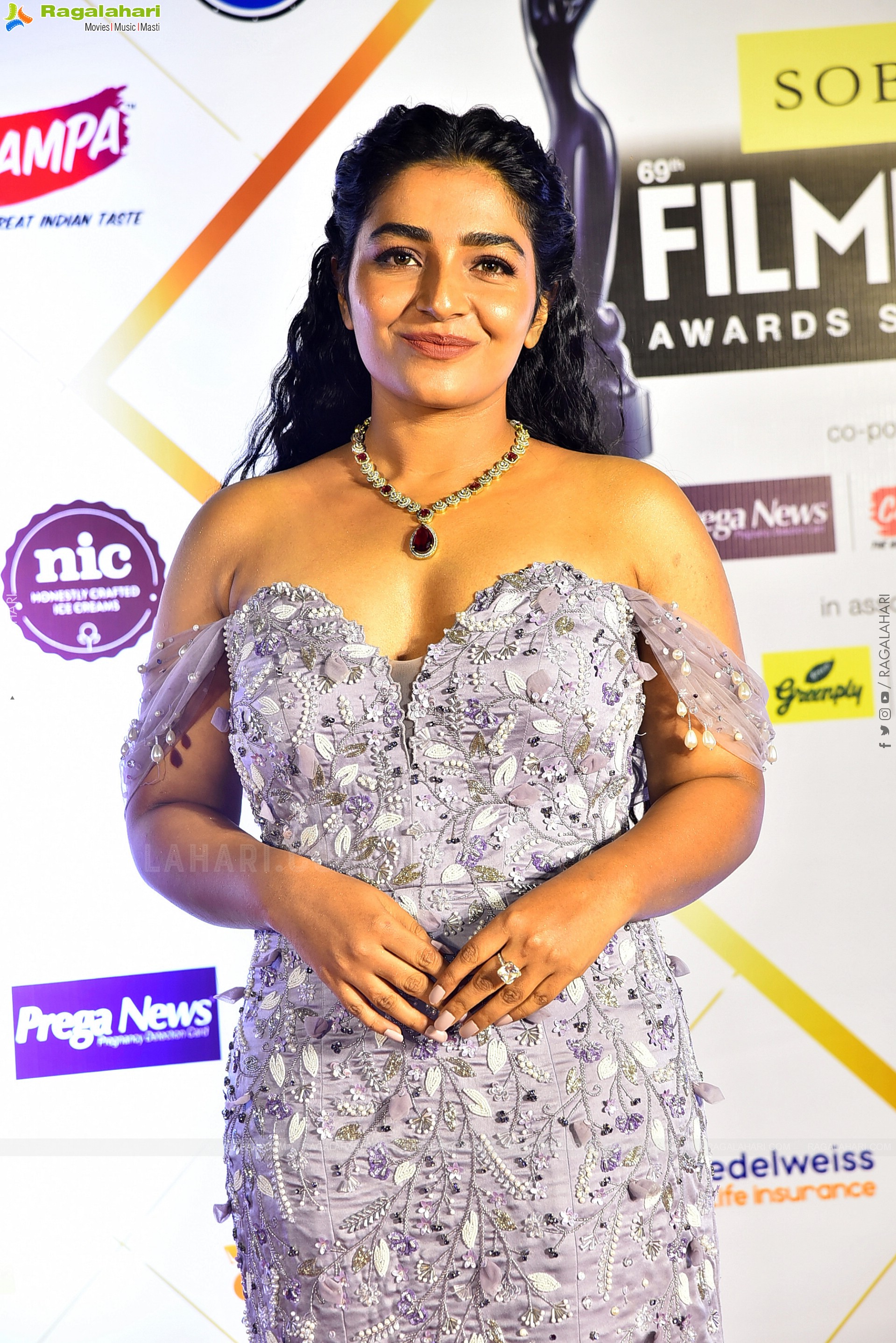 Rajisha Vijayan at Filmfare Awards Event, HD Gallery