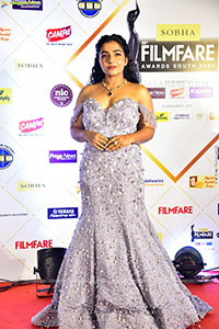 Rajisha Vijayan at Filmfare Awards Event, HD Gallery 