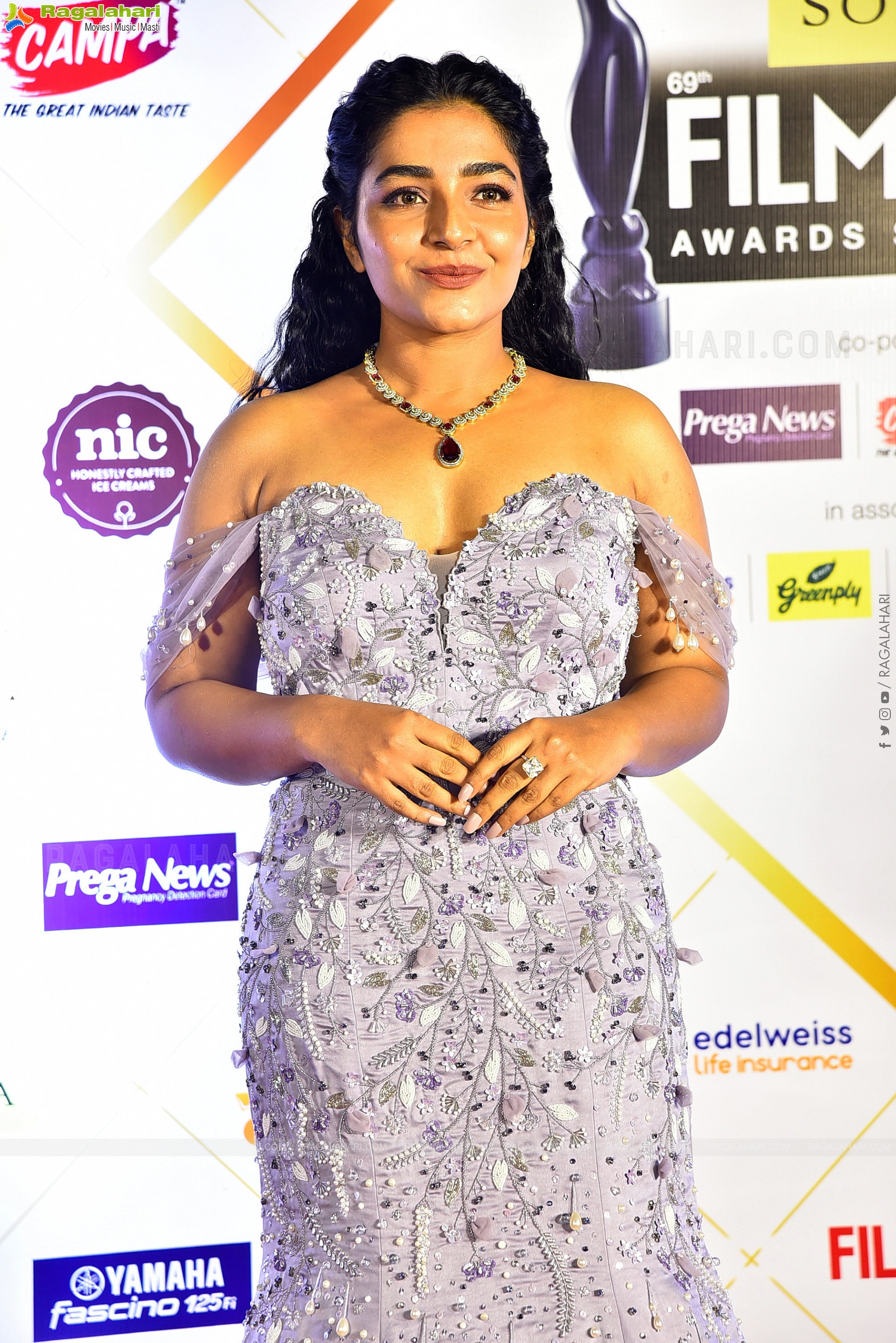 Rajisha Vijayan at Filmfare Awards Event, HD Gallery