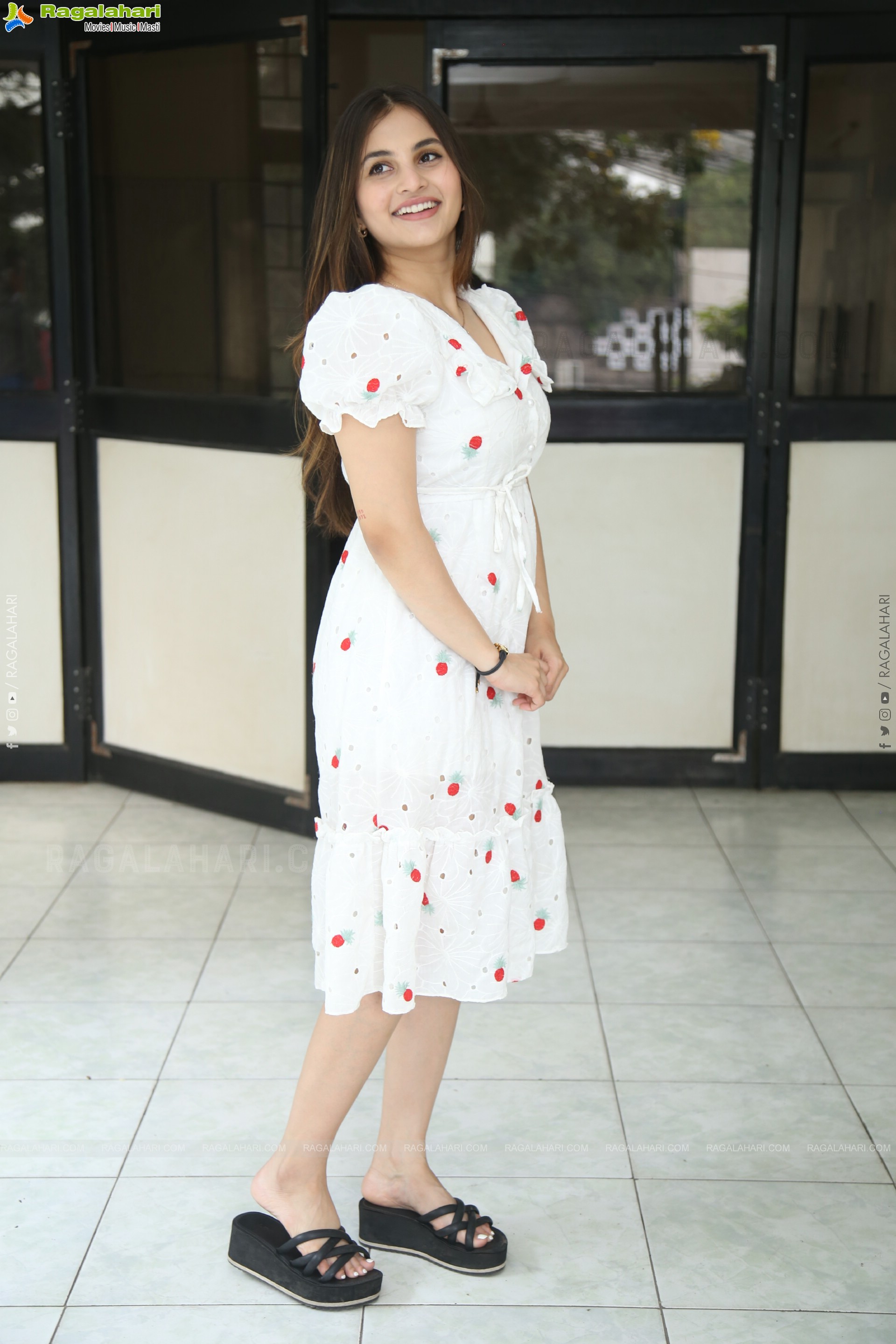 Ramya Pasupuleti at Maruthi Nagar Subramanyam Interview, HD Gallery