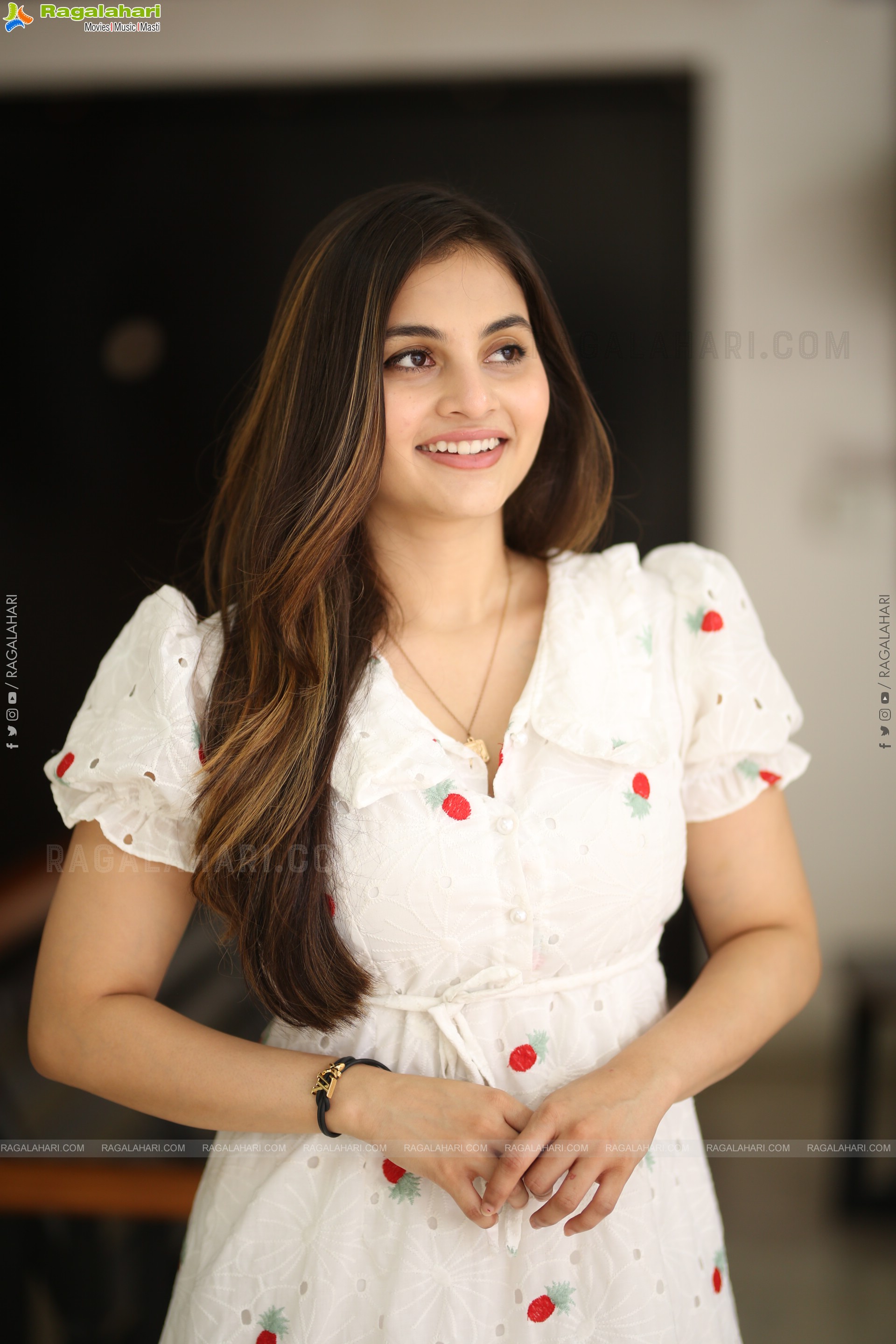 Ramya Pasupuleti at Maruthi Nagar Subramanyam Interview, HD Gallery