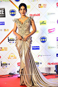 Saniya Iyappan at Filmfare Awards South, HD Gallery 