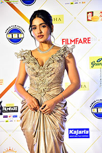 Saniya Iyappan at Filmfare Awards South, HD Gallery 