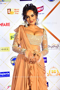 Seerat Kapoor at Filmfare Awards South Event, HD Gallery 