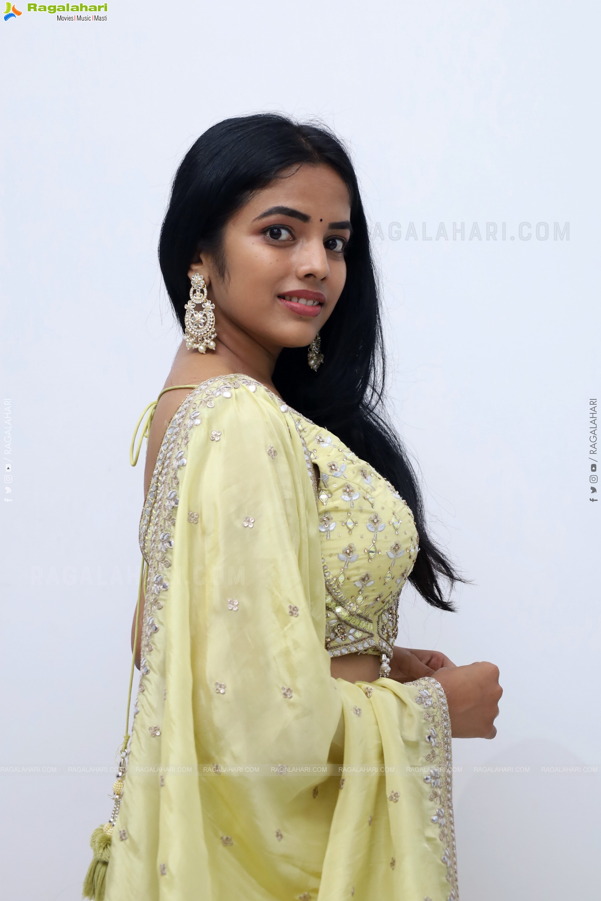 Sumahitha Depuri Latest Stills, HD Photo Gallery