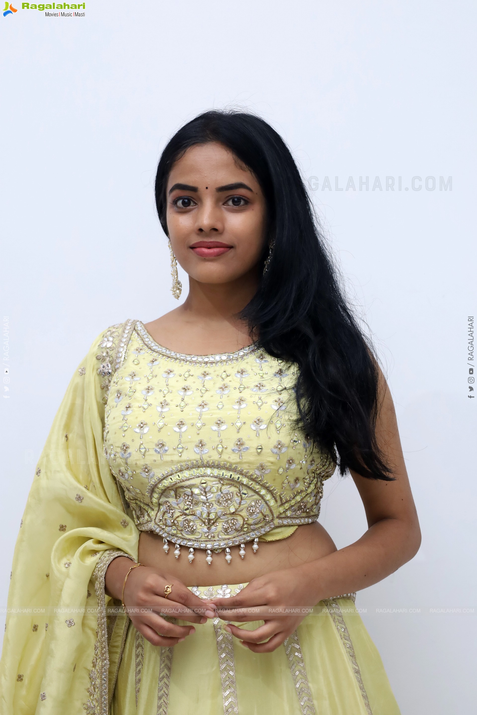 Sumahitha Depuri Latest Stills, HD Photo Gallery