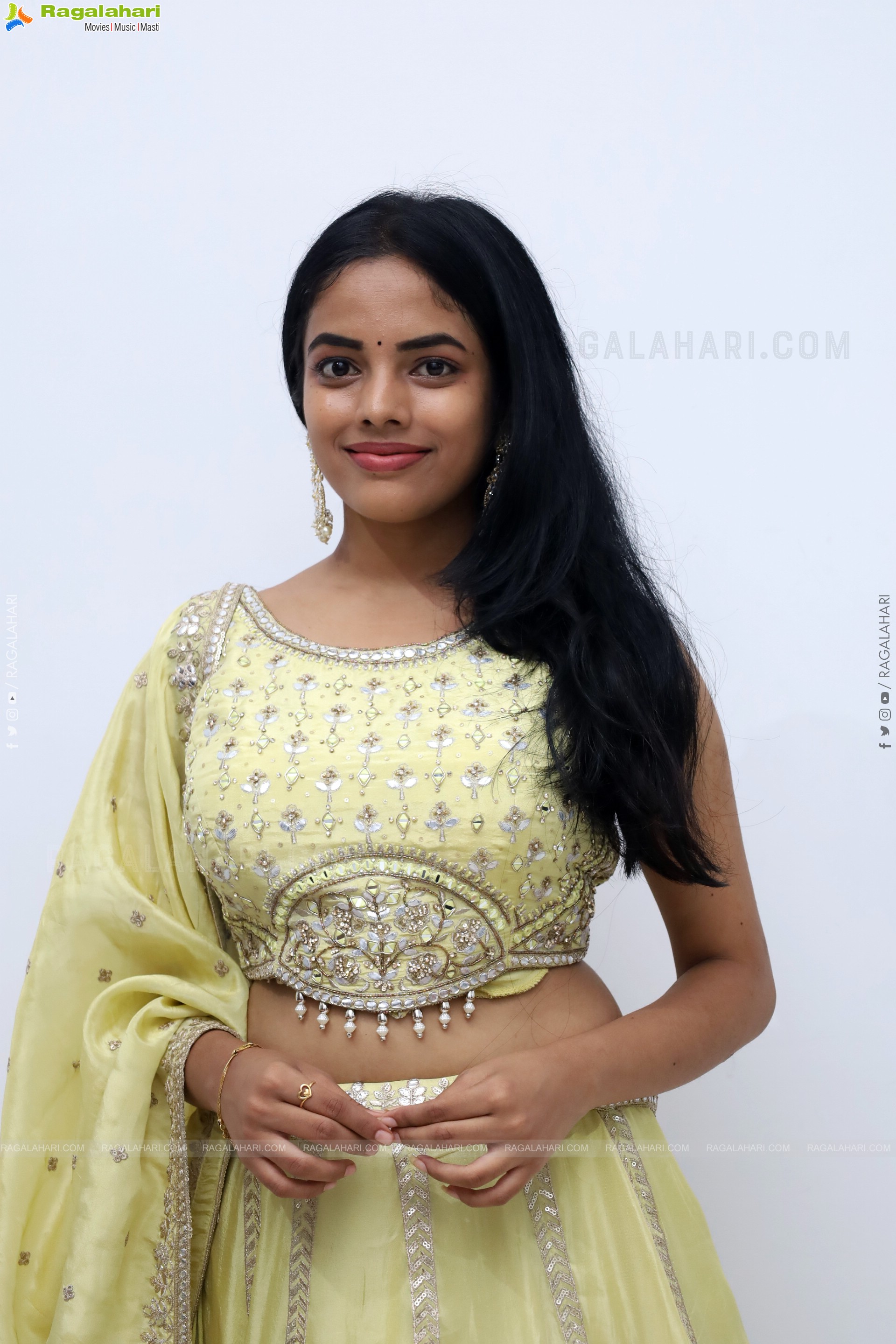 Sumahitha Depuri Latest Stills, HD Photo Gallery