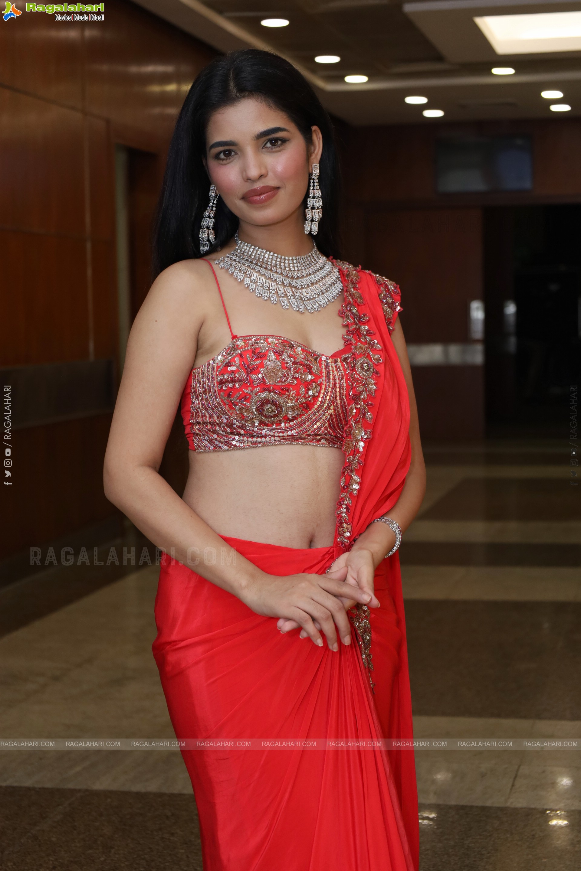 Urmila Chauhan Latest Stills, HD Photo Gallery