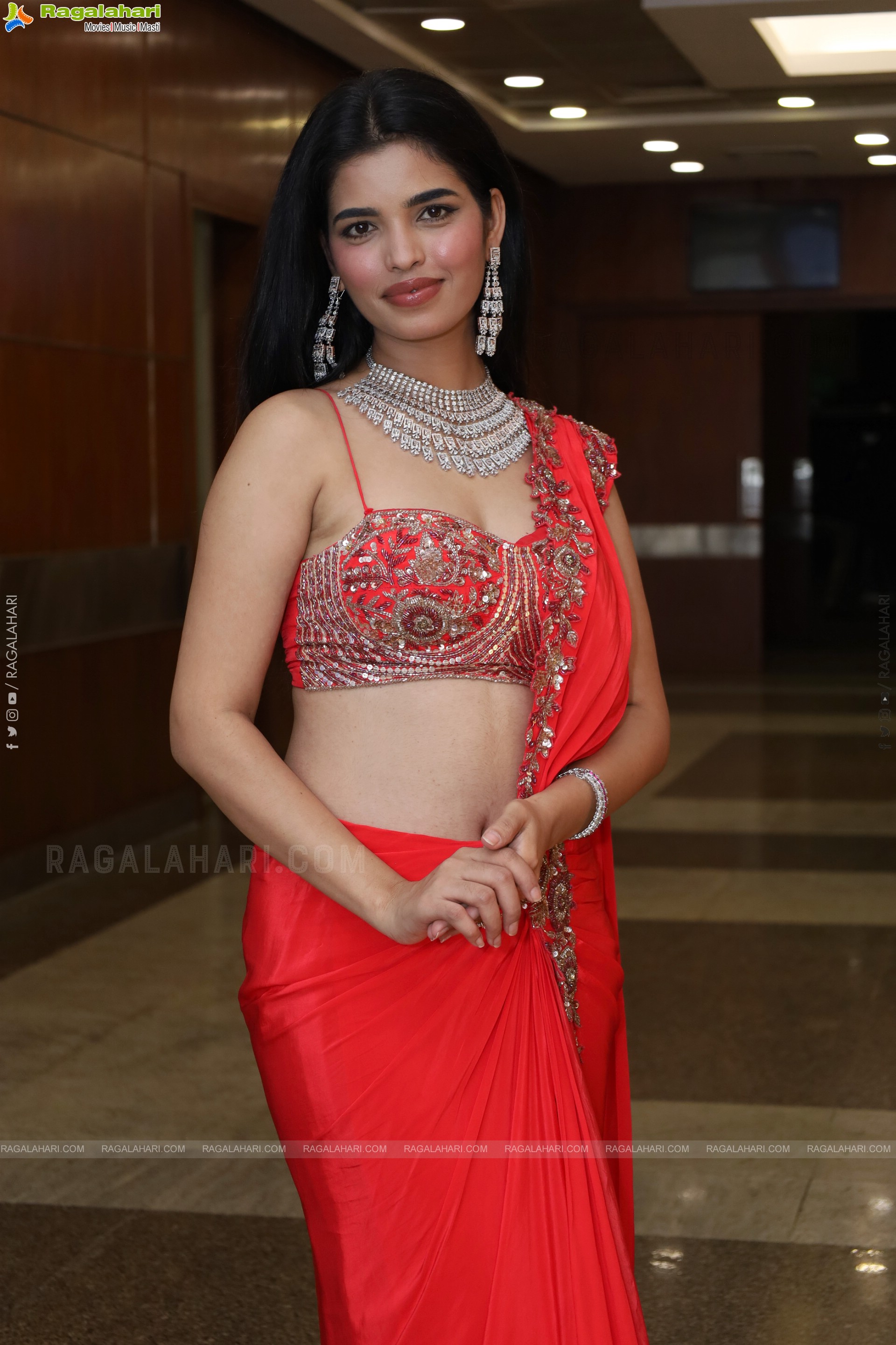 Urmila Chauhan Latest Stills, HD Photo Gallery