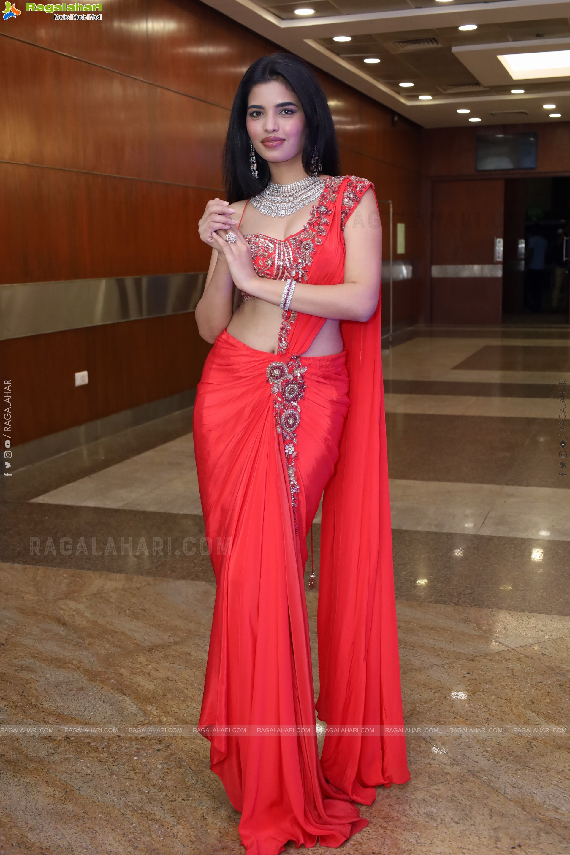 Urmila Chauhan Latest Stills, HD Photo Gallery