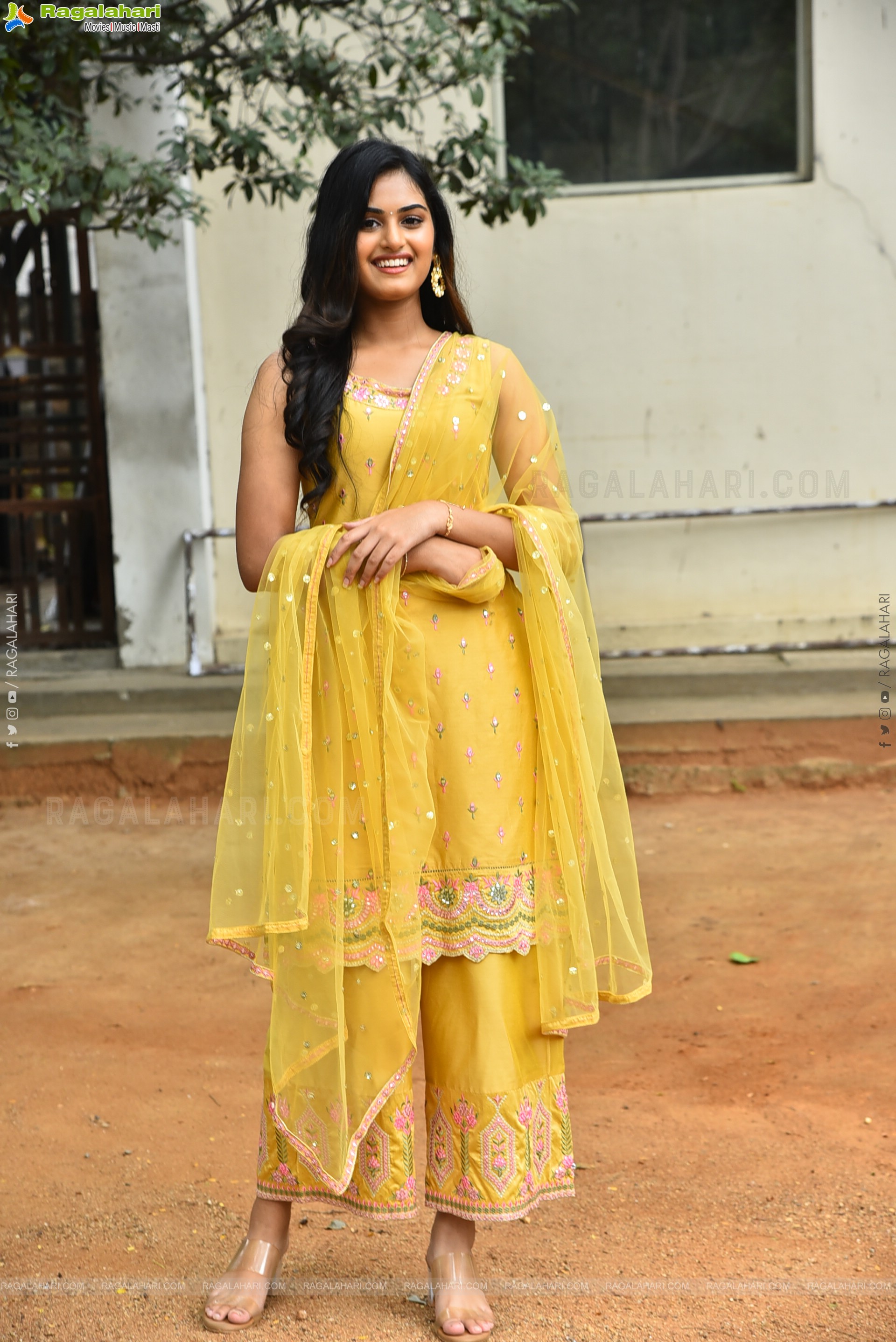 Vaishnavi Krishnamurthy at Manmayi Teaser Launch Event, HD Gallery