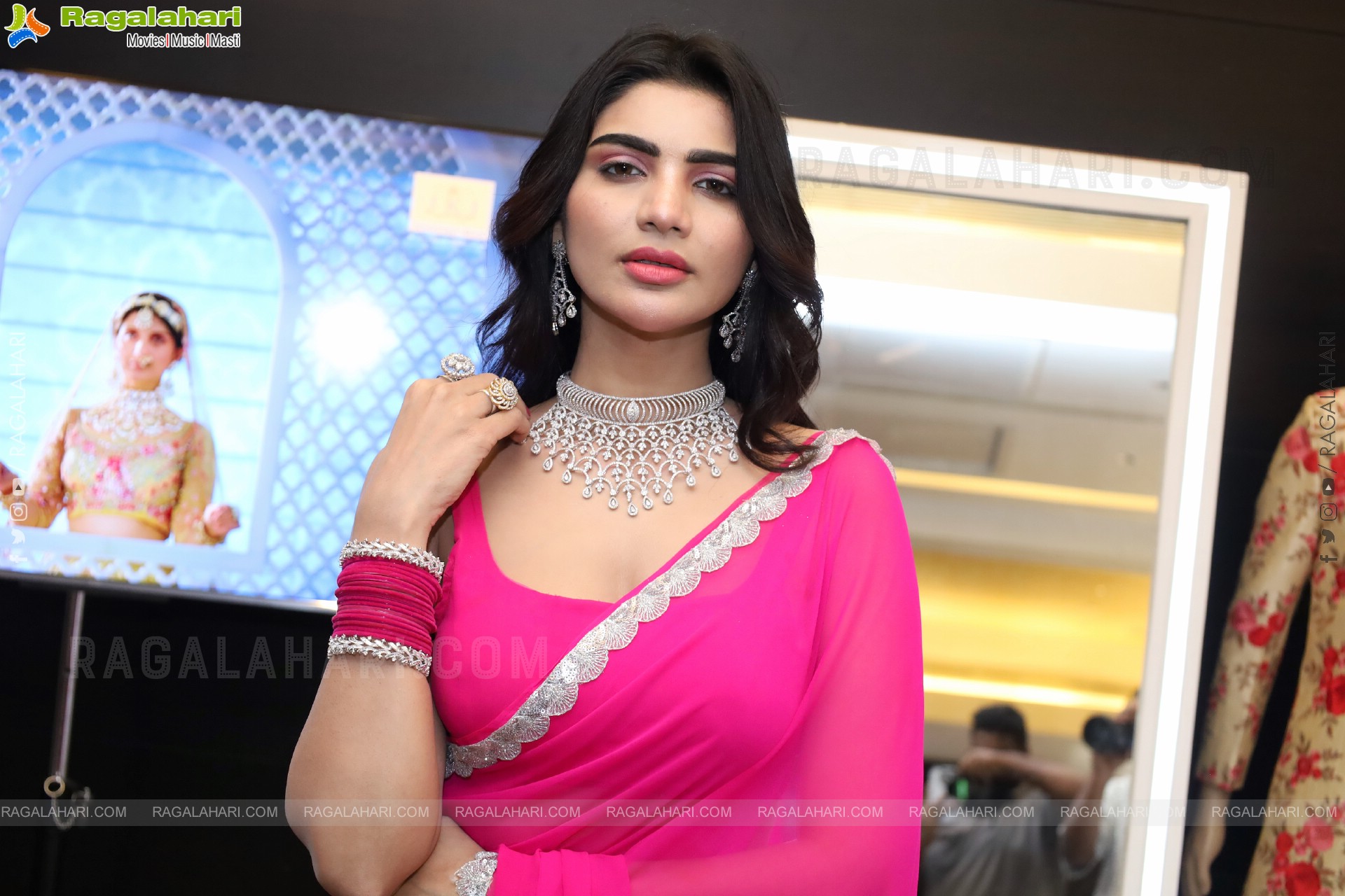 Varsha at Polki Diamond Jewellery Exhibition, HD Gallery