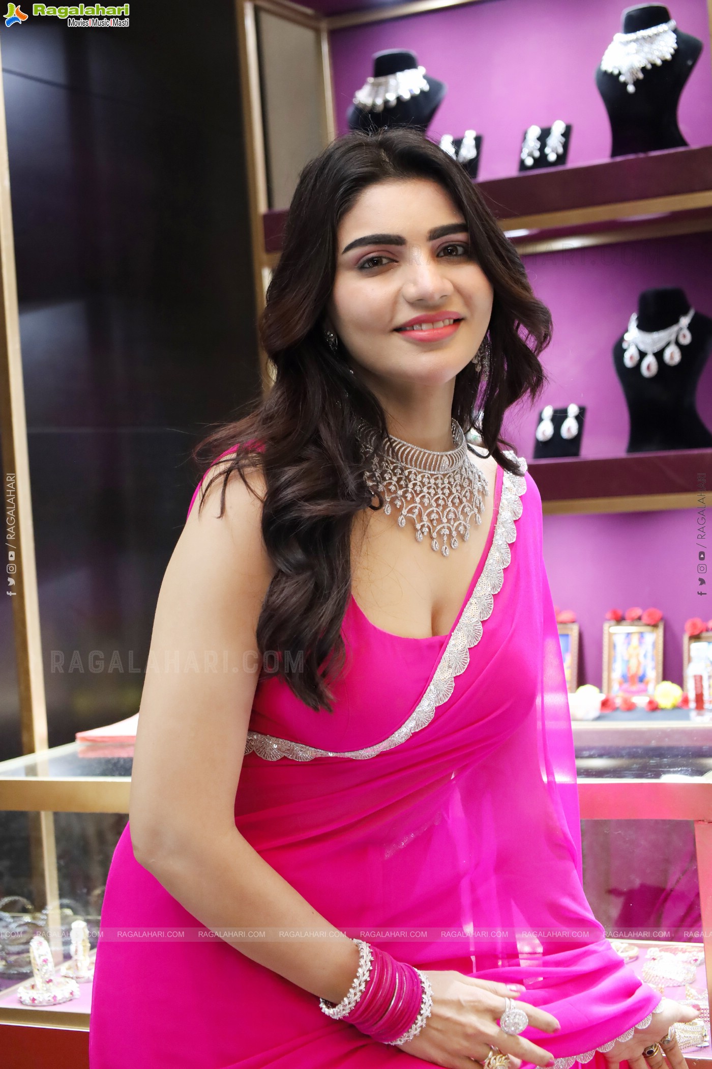 Varsha at Polki Diamond Jewellery Exhibition, HD Gallery