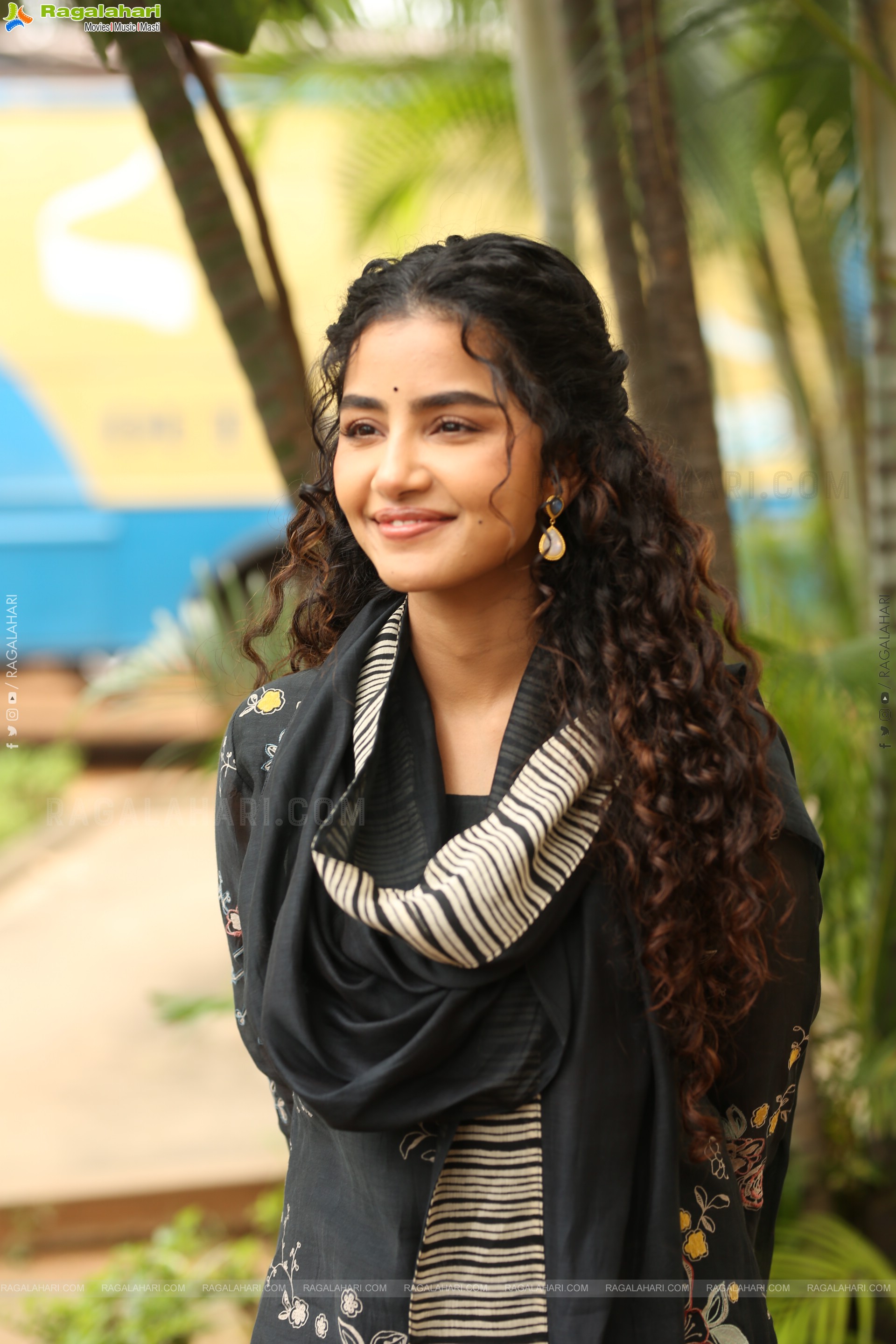 Anupama Parameswaran at Paradha Movie Interview, HD Gallery