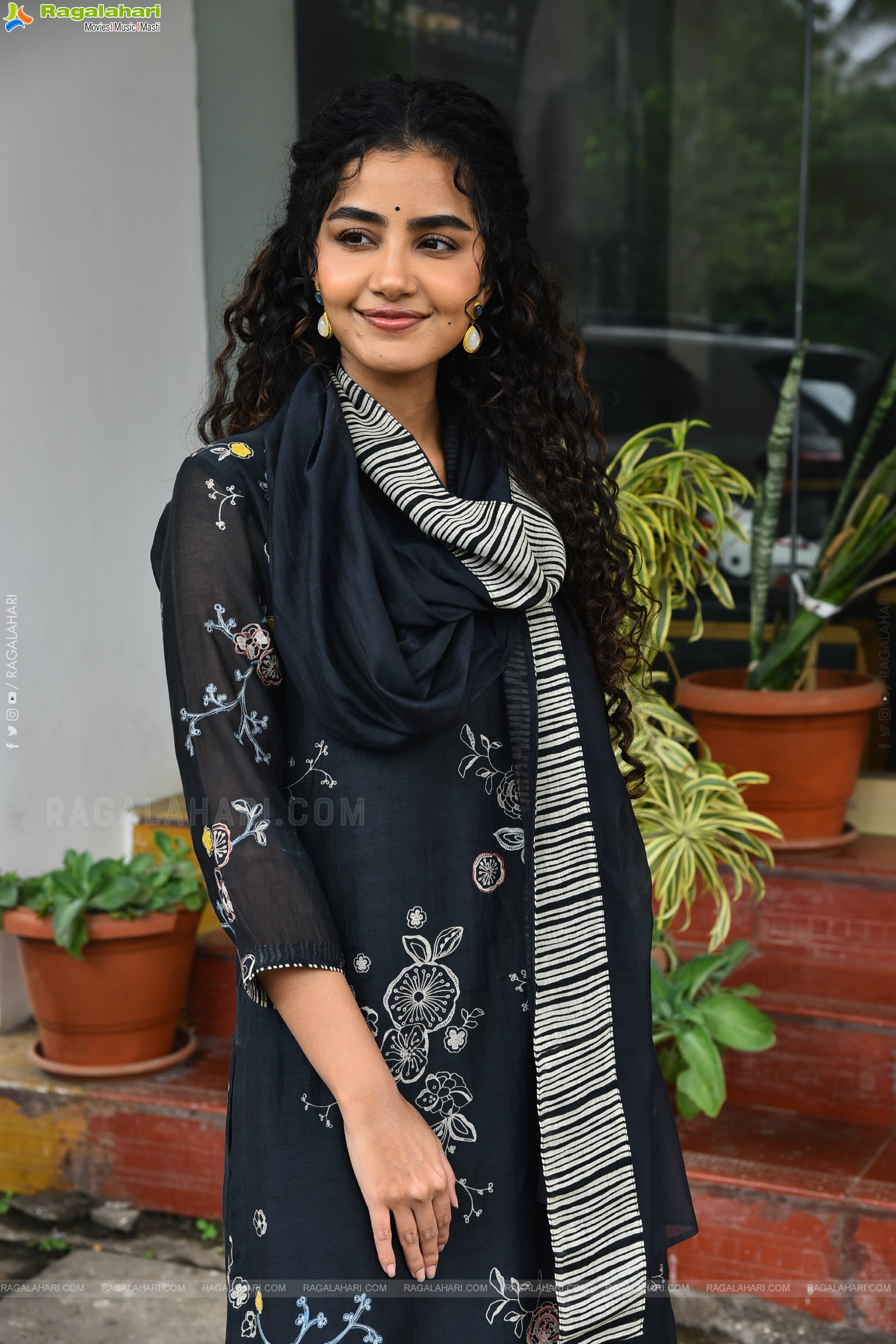 Anupama Parameswaran at Paradha Movie Interview, HD Gallery