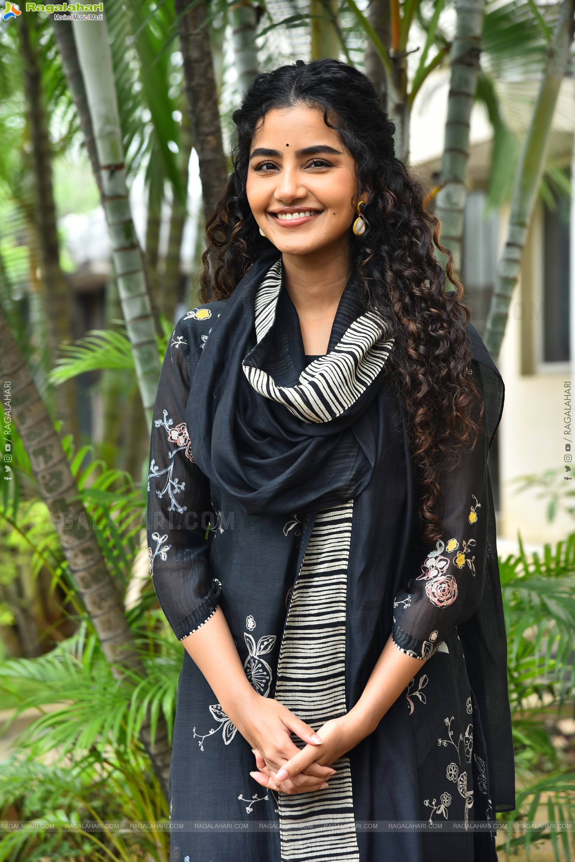 Anupama Parameswaran at Paradha Movie Interview, HD Gallery