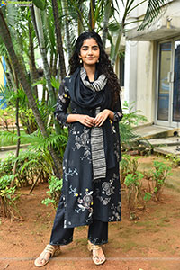 Anupama Parameswaran at Paradha Movie Interview, HD Gallery 