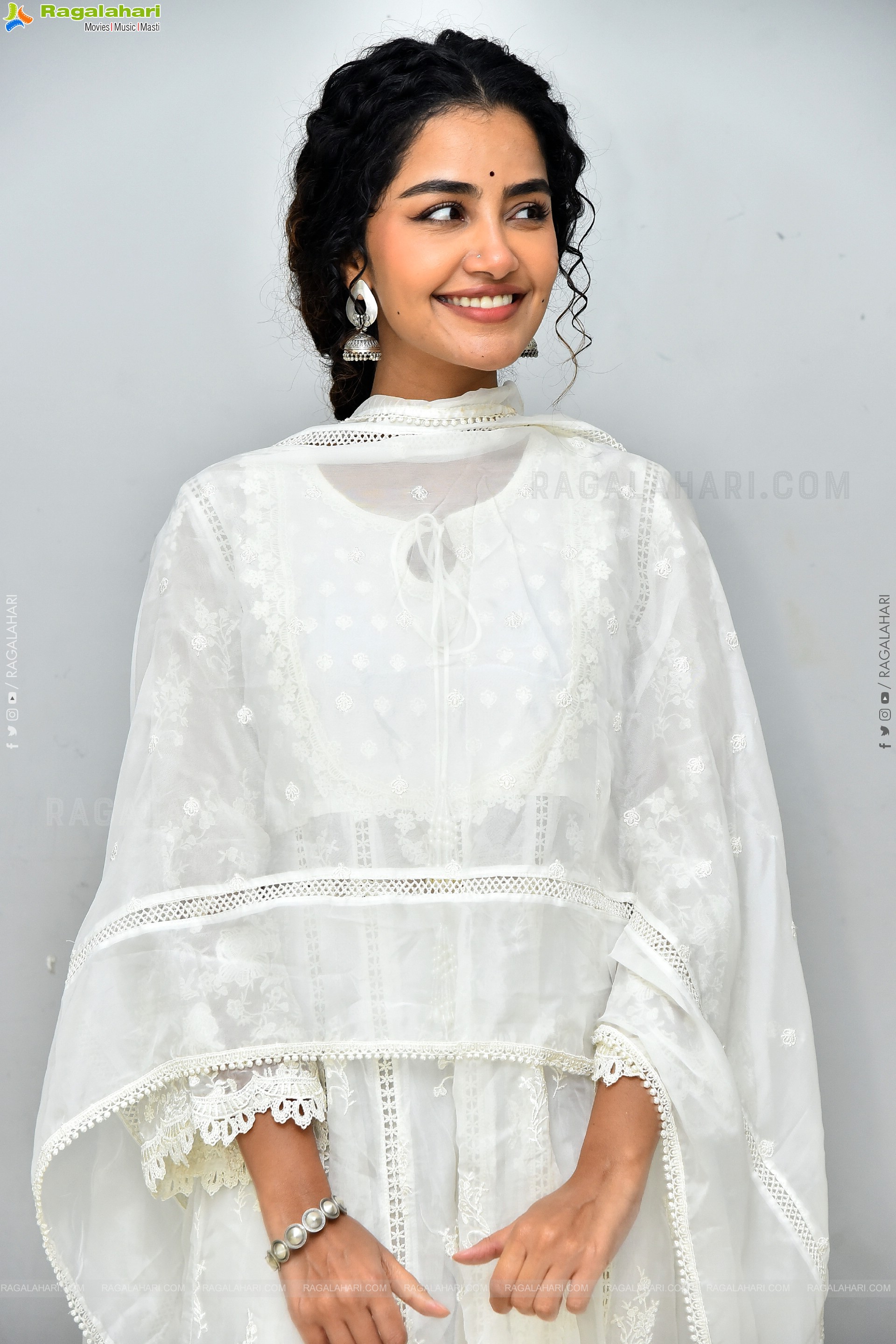 Anupama Parameswaran at Paradha Thank You Meet, HD Gallery