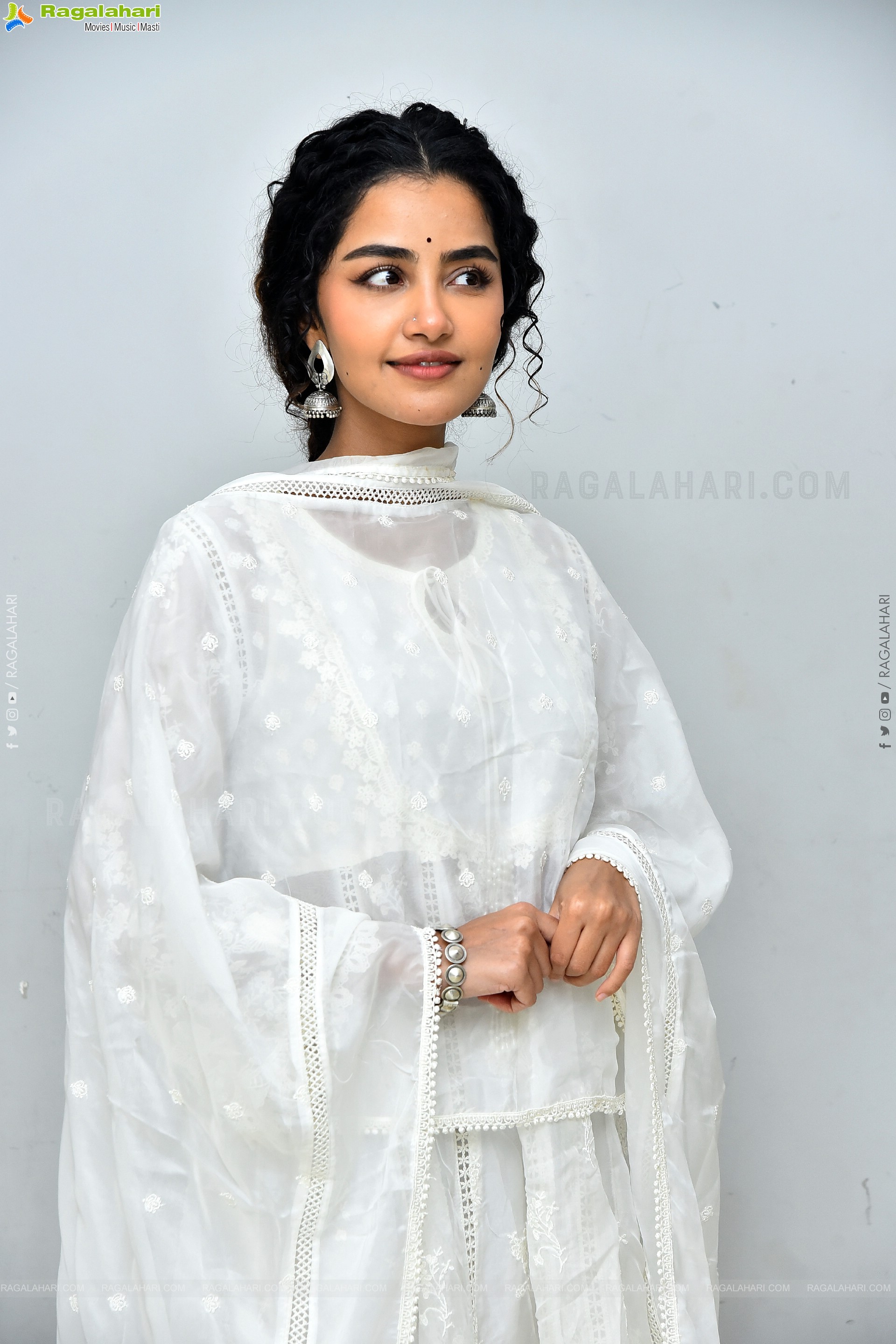 Anupama Parameswaran at Paradha Thank You Meet, HD Gallery